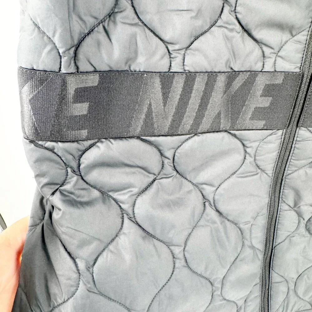 Nike AeroLayer Womens Running Vest Black Quilted Full Zip Puffer XS‎ CU3352-010